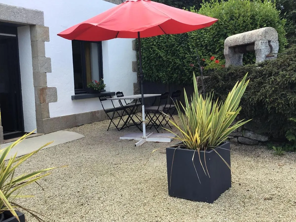 Longere De Kerveguen Argoat Villa Leuhan 0*,  France