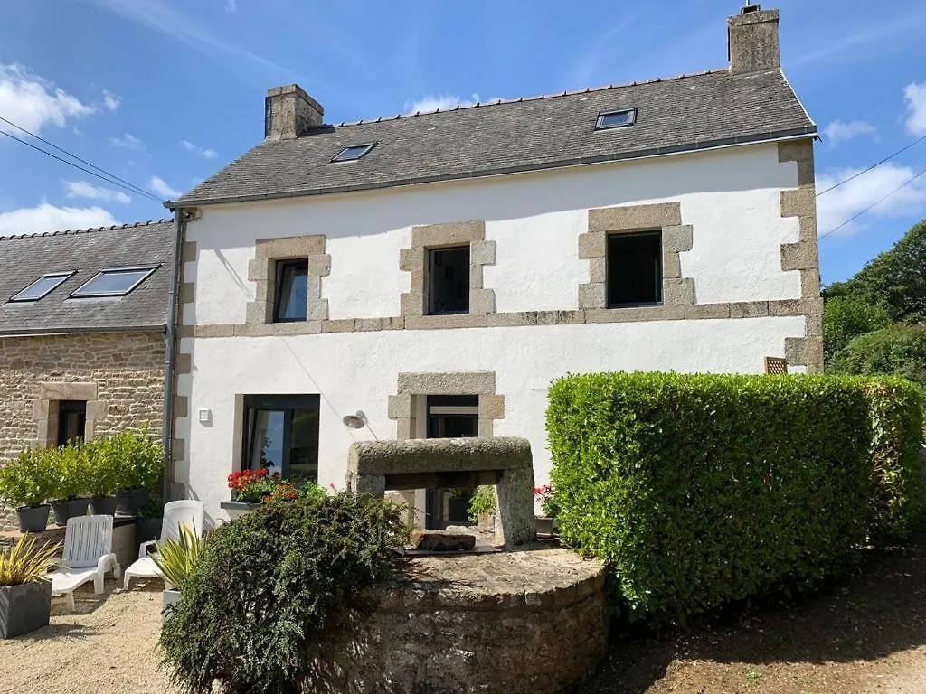 Longere De Kerveguen Argoat Villa Leuhan