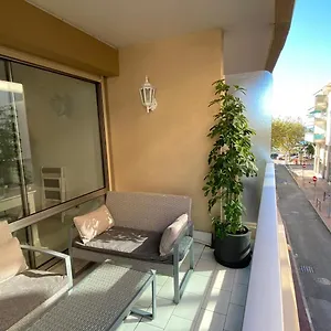 Terrasse A 30m Des Plages Appartement Saint-Raphaël